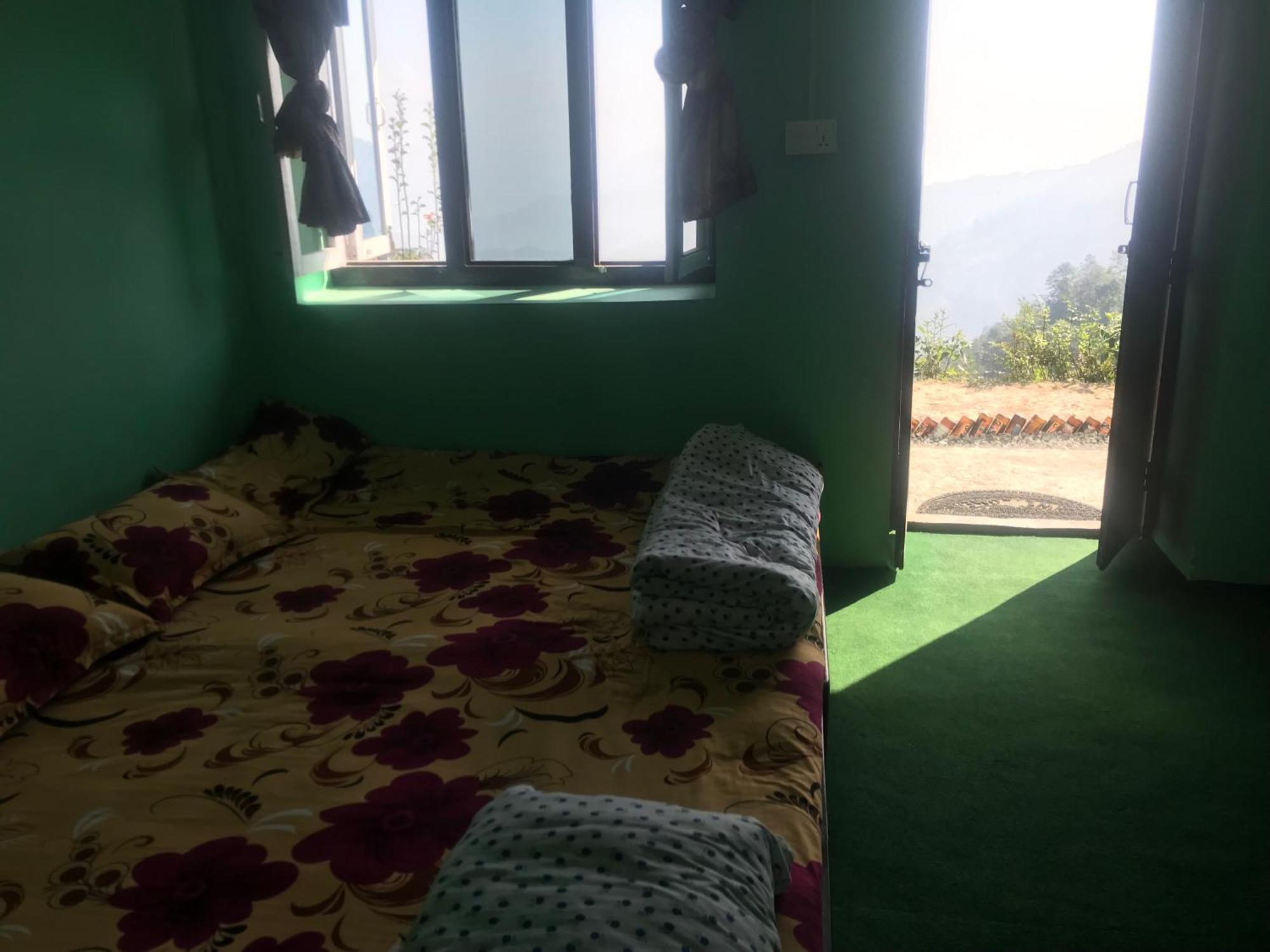 Sunrise Point Homestay Нагаркот Екстер'єр фото
