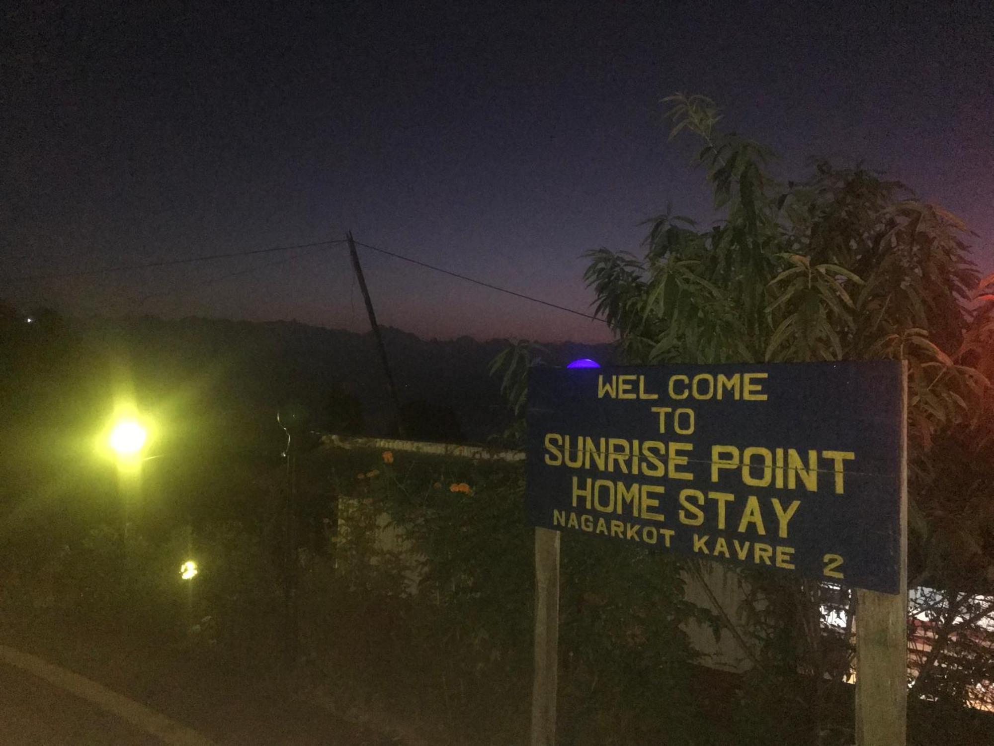 Sunrise Point Homestay Нагаркот Екстер'єр фото